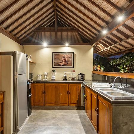 Villa Lina By Optimum Bali Villas Canggu  Bagian luar foto